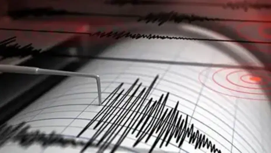 Manisa'da 3,7 Büyüklüğünde Deprem: İzmir ve Çevre İllerde Hissedildi