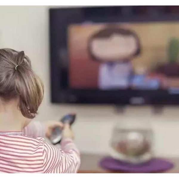 Yaşına uygun televizyon izlemeyen çocuklar olaylar arasında ilişki kuramayabilir.