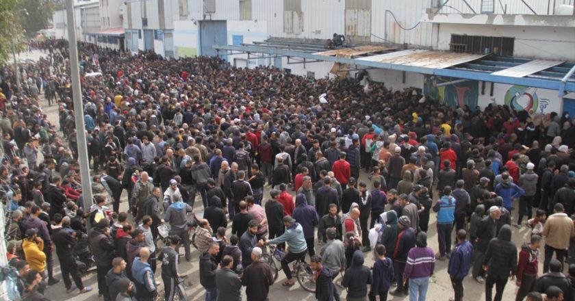 UNRWA: İsrail, milyonlarca Filistinlinin mülteci statüsünü sona erdirecek ajansı kapatmak istiyor