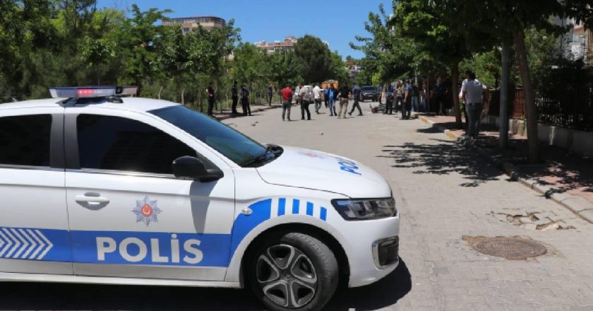 Şanlıurfa'da silahlı çatışmada 2 kişi yaralandı