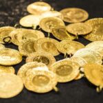 ALTIN FİYATLARI 29 NİSAN SON DURUM – CANLI || Satış dalgası başladı, düşüş sürüyor! Cumhuriyet altını, çeyrek ve gram altın fiyatları bugün ne kadar, kaç TL? Altın fiyatları neden düşüyor?
