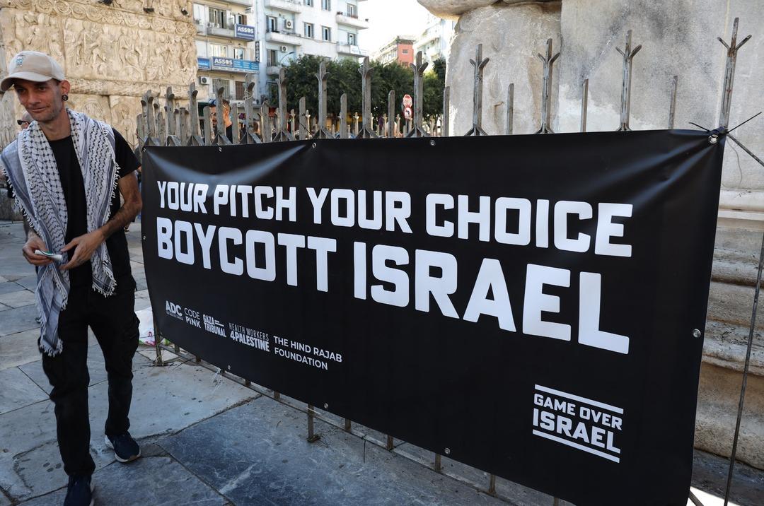 Paok'un hayranları Maccabi Tel Aviv 2 maçından önce İsrail'i protesto etti