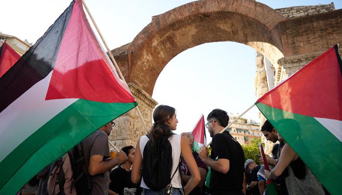 PAOK taraftarları, Maccabi Tel Aviv maçı öncesinde İsrail’i protesto etti