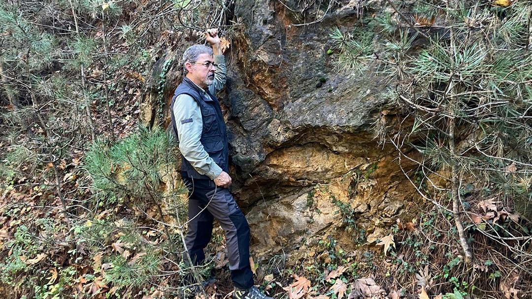 Prof. Dr. Hasan Sözbilir Balıkesir'e giderek arızayı sahada inceledi! Korkutan deprem uyarısı: 'O binalar boşaltılmalı' 2