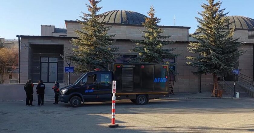 Erzurum’da sülfür gazı alarmı: Eğitim durduruldu, termal tesisler kapatıldı