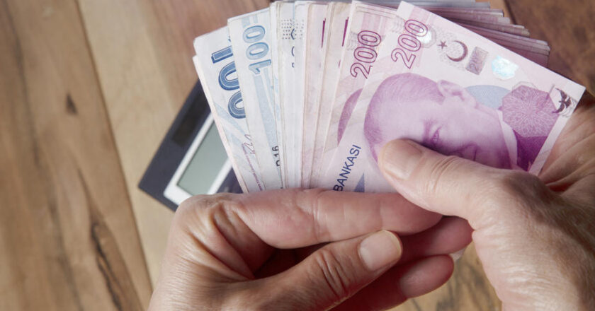 2026 Ocak’ta Memur ve Emekli Maaşları Ne Kadar Artacak? Enflasyon Farkı Hesaplandı!