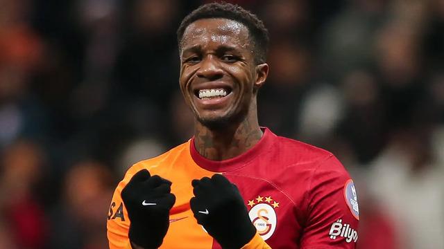 Galatasaray’ın eski yıldızı Avrupa’ya dönüyor! Wilfried Zaha dev takıma imzayı atıyor